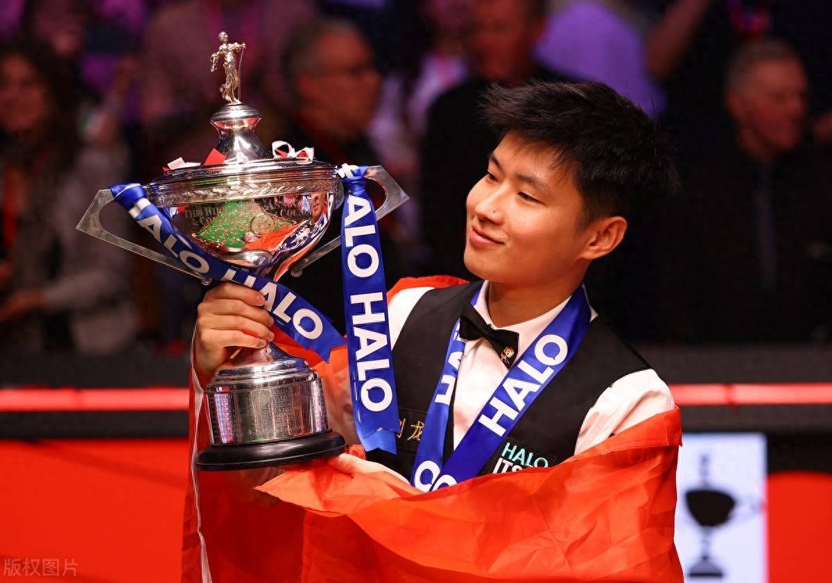 展现出了各 展现出了各